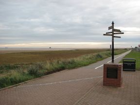 Greenwich Meridian Marker; England; Lincolnshire; Cleethorpes